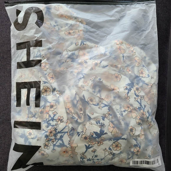 Floral Dress - Picture 4 of 5